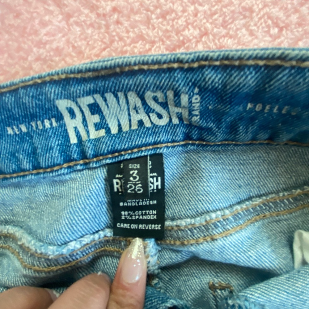 HIGH RISE JEANS SHORT - Picture 5 of 9